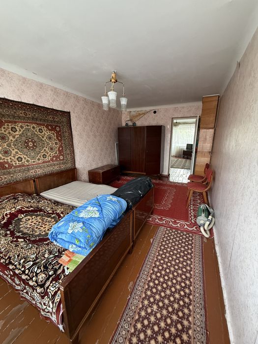 ПРОДАМ 2-КОМНАТНУЮ квартиру  в конотопе   — РАЙОН ЦРБ  14000$ ТОРГ