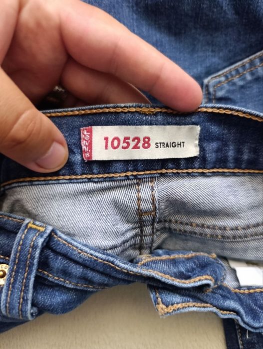 Джинси Levi's 10528
