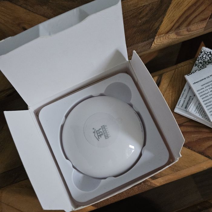 Датчик протікання та температури FIBARO flood sensor FGFS-101