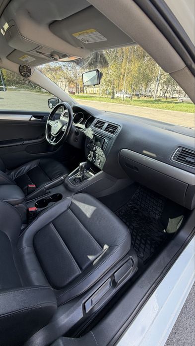 Volkswagen Jetta 6