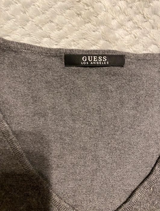 Guess sweterek..