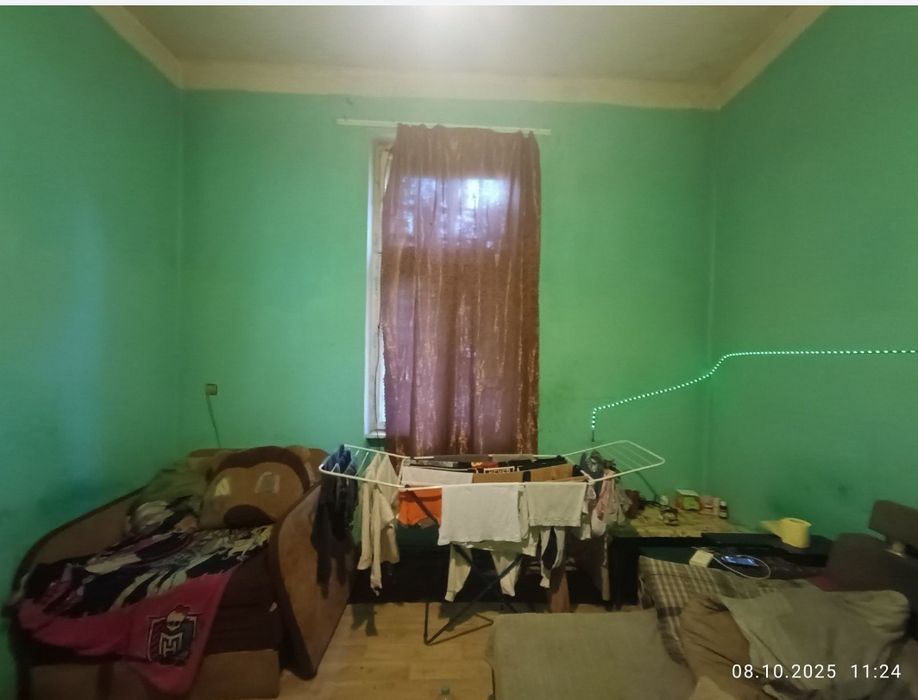 В Продажу Квартира біля ГОСПІТАЛЮ