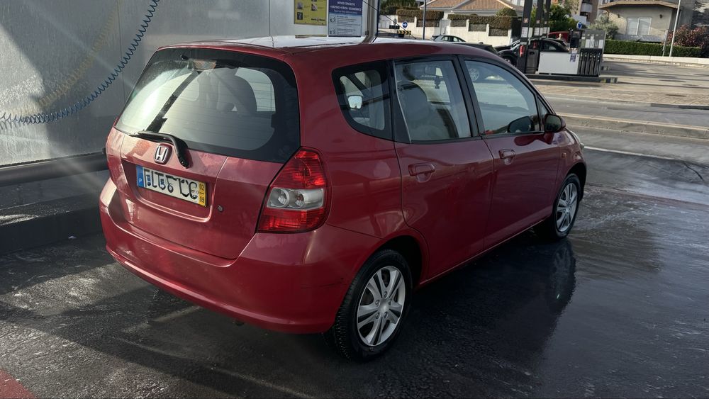 Honda Jazz 1.2 i-DSI 2002 – económico e muito fiável