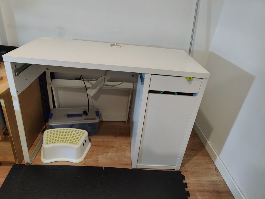 Secretária Ikea Branca