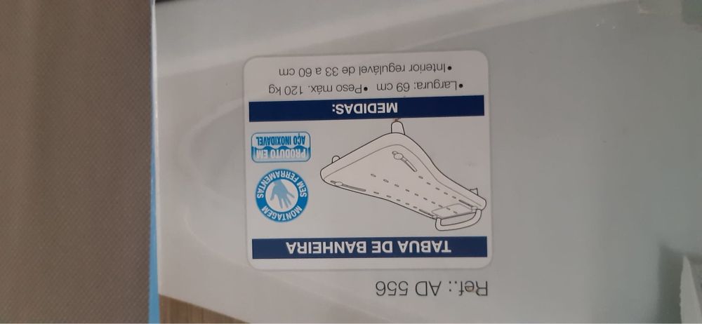 Tábua de banheira como nova acesso banheira