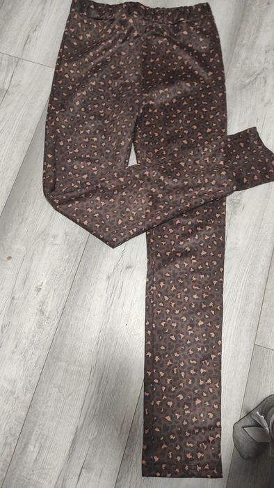 Nowe legginsy damskie panterka, S i M