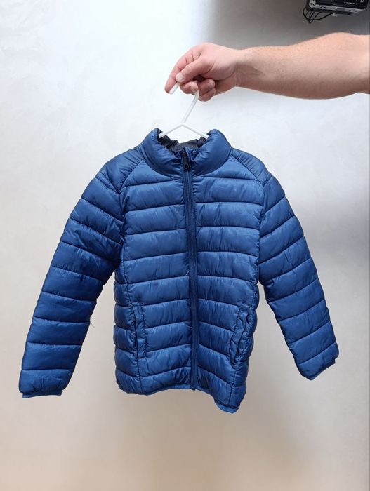 Демісезонна легка куртка на хлопчика 5-6 р