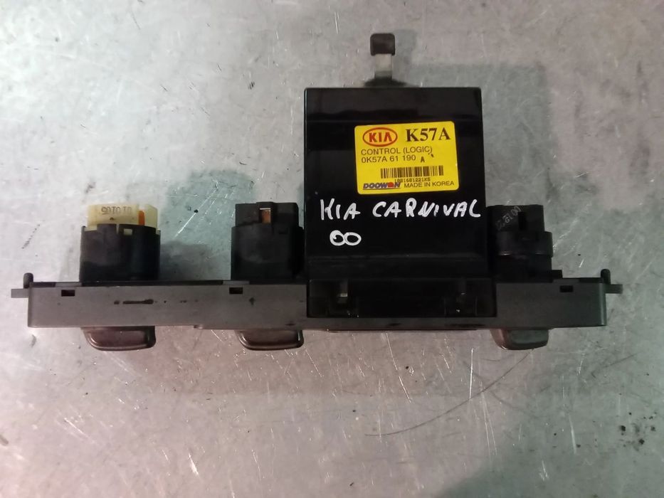 COMANDO / REGULADOR SOFAGEM AC KIA CARNIVAL 0K57A61190
