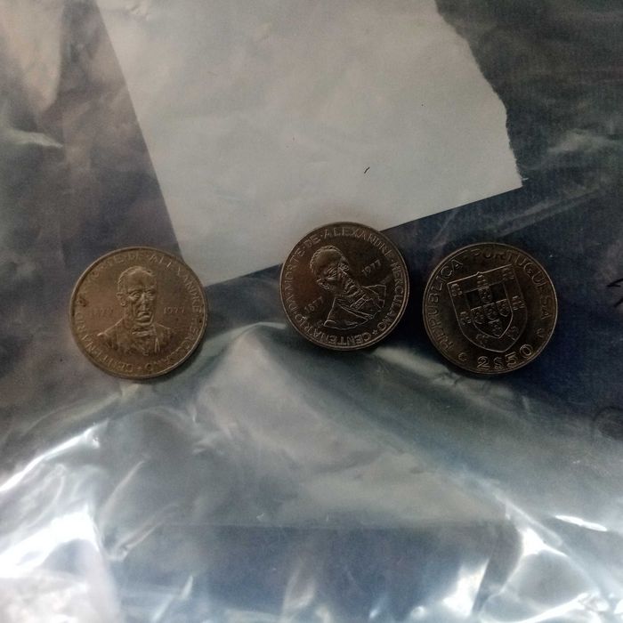Moedas nacionais