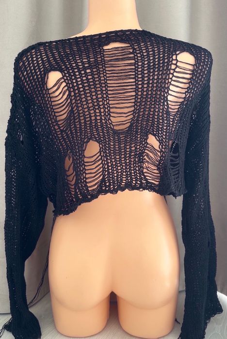 sweter dziury przetarcia