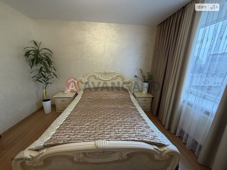 Двокімнатна квартира на Замостянській