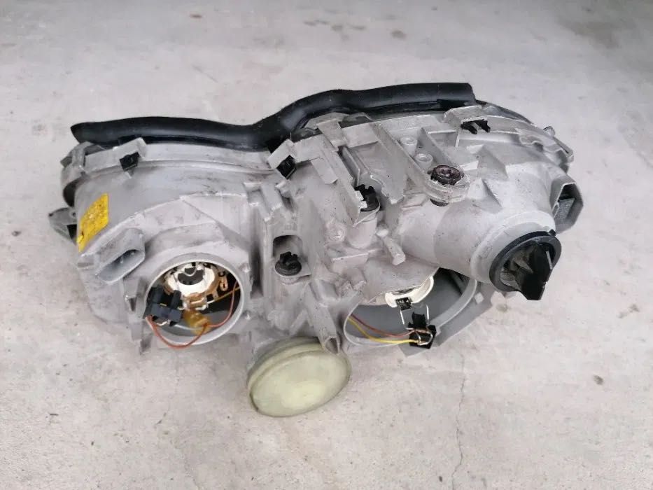 Faróis originais (frente e trás) Mercedes W203