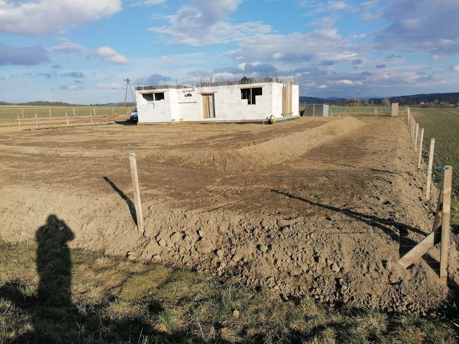 Prace ziemne,wykopy,nasypy,usługi koparką,wozidło,utwardzenie dróg