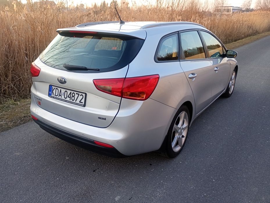 Kia cee'd combi 1.6 crdi 2017 rok