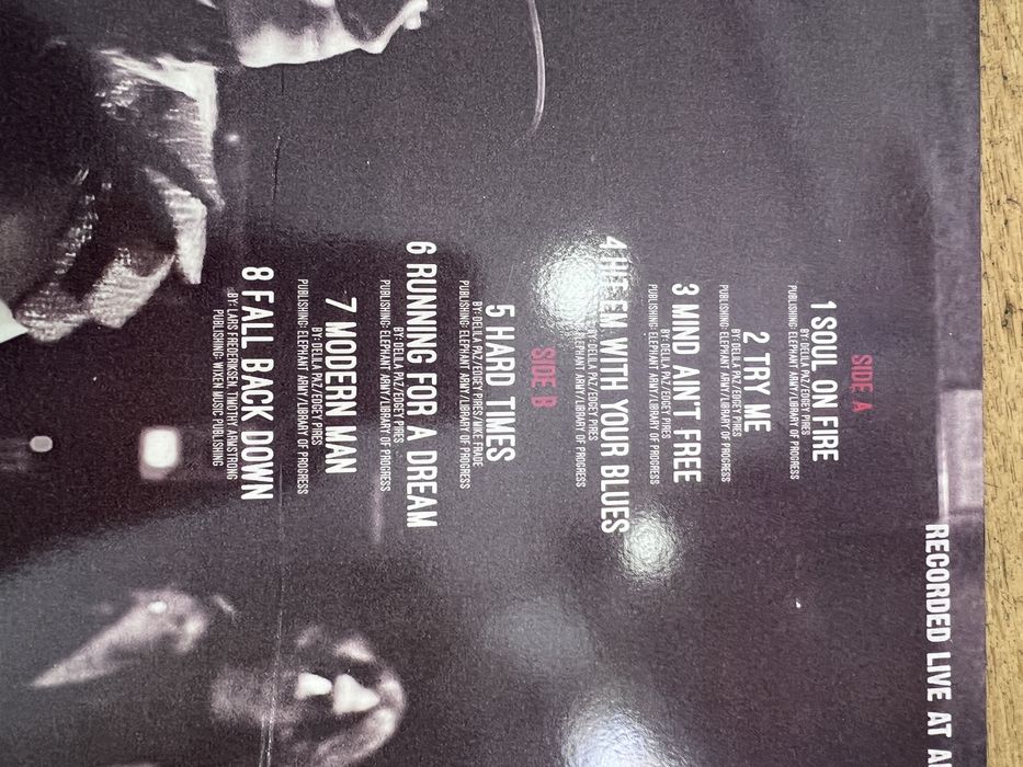 Vinil The Last Internationale - Live at Arda Recorders (Autografado)