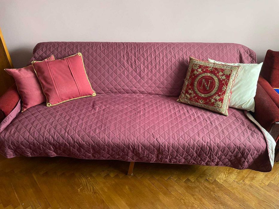 Диван з двома Кріслами та журнальним столиком + (Телевізор як бонус)