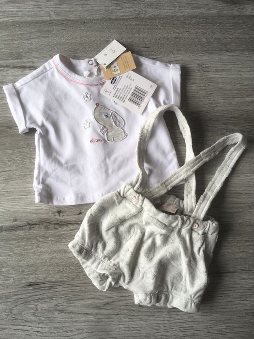 T-shirt and overalls set with shorts