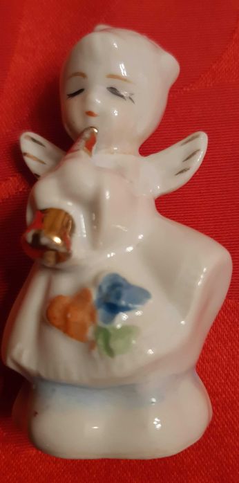 Figuras miniatura em porcelana