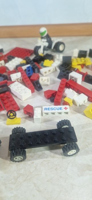 Klocki Lego różnego rodzaju