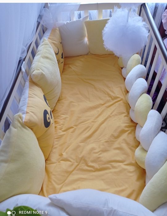 Набір в дитяче ліжечко  бу