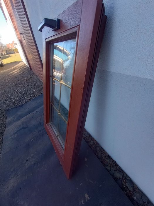 Okno drewniane  bez ramy