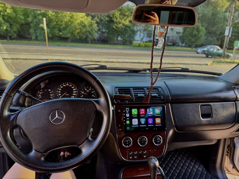 Mercedes-Benz ML 270 CDI • 2001 • Дизель • Повний привід