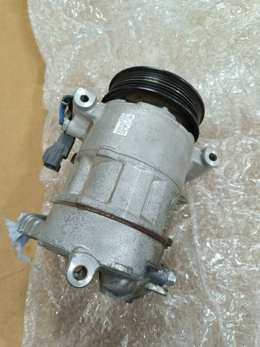 Компресор кондиціонера jeep compass на запчастини