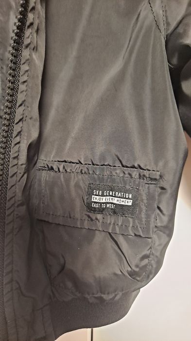 Kurta czarna  z kapturem firmy KappAhl rozmiar 92cm.