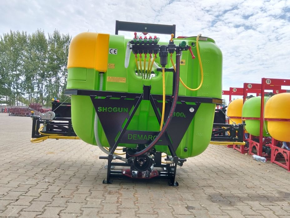SHOGUN opryskiwacz 800 l