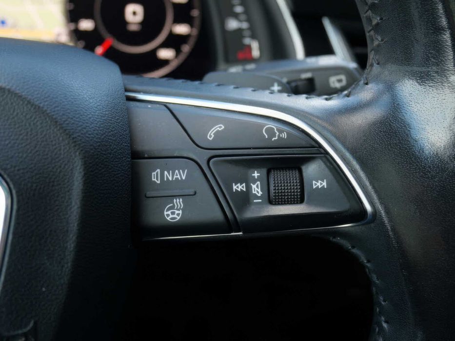 Audi Q7 55 quattro SE Premium Plus      2019