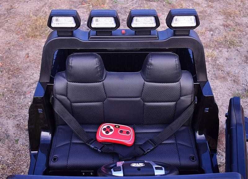 BAWIBUS.PL Auto samochód pojazd na akumulator TOYOTA TUNDRA 2osobowe