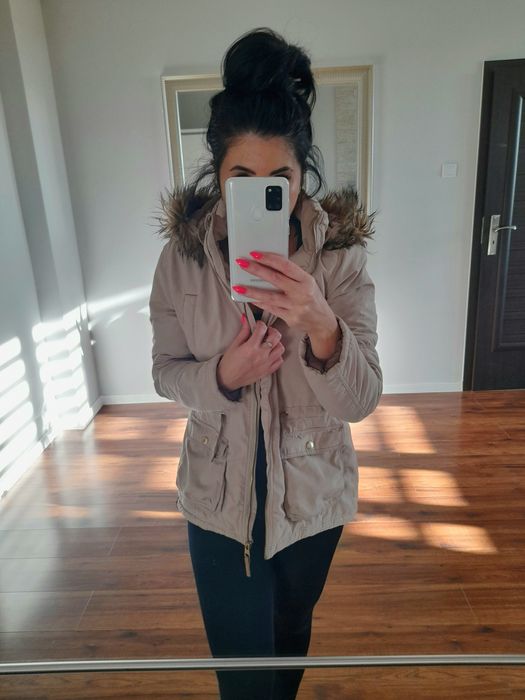 Kurtka beżowa parka xs