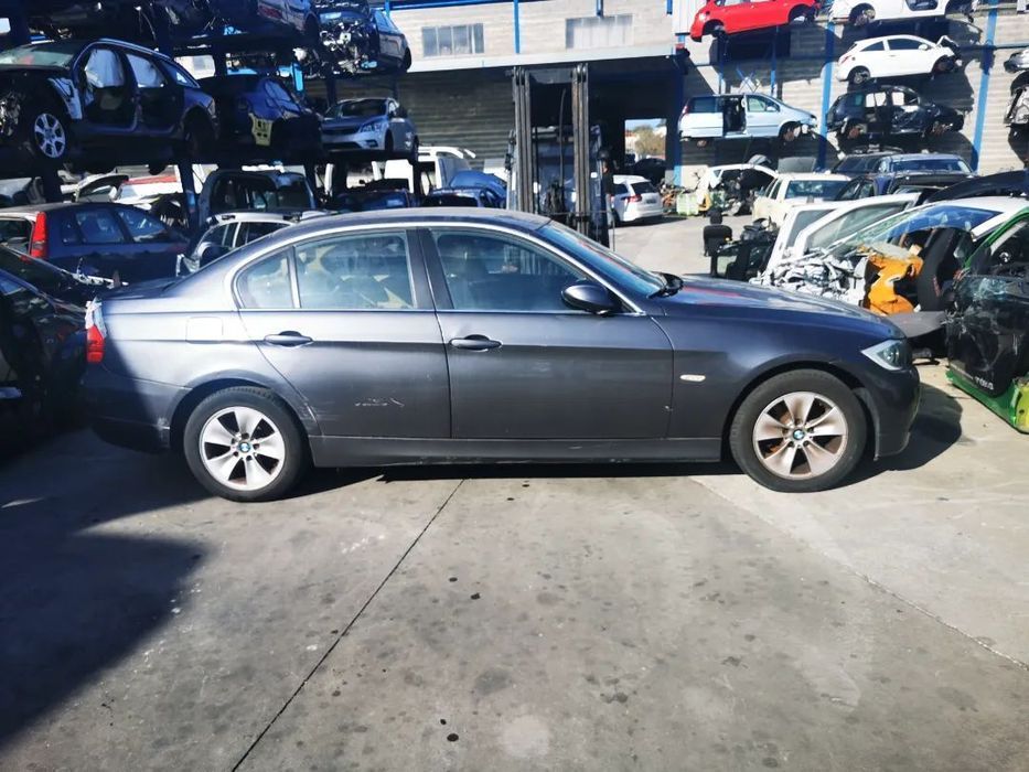 Peças BMW E90 325 I