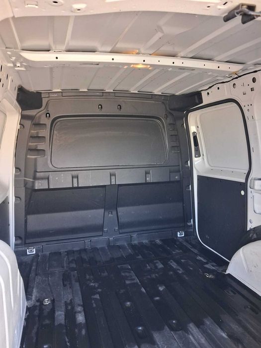 VW Caddy Cargo 2.0 TDI 2022 | Nacional | Como Nova (Apenas 125000 km)