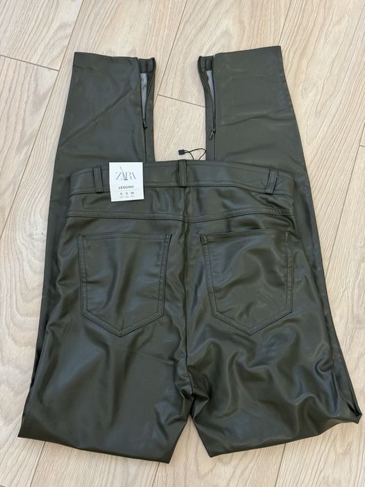 Шкіряні оливкові штани Zara