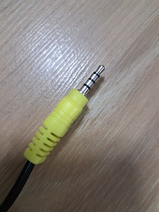 Cabo Adaptador AV Jack 3.5mm para 3 RCA Fêmea (Vídeo e Áudio)