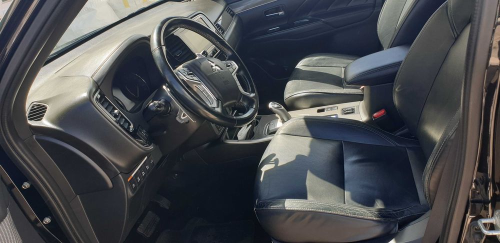 Mitsubishi outlander 2.4 phev 2021, 78840km