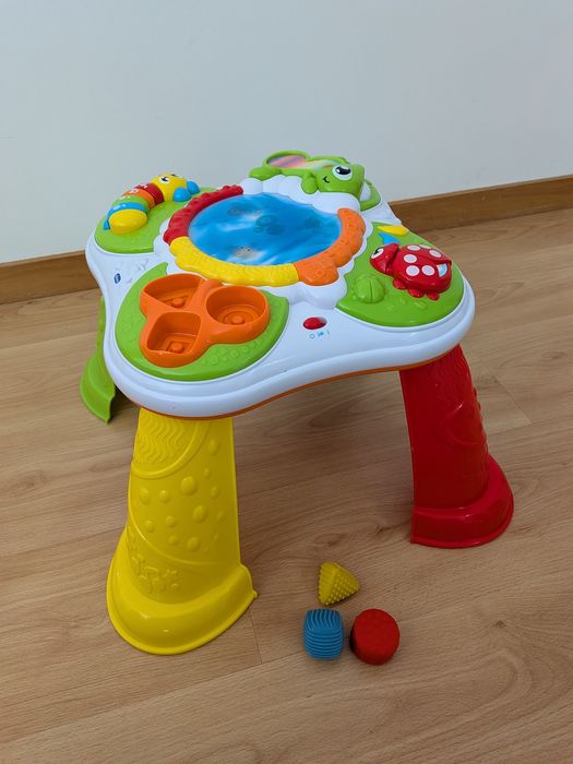 Mesa sensorial da Chicco