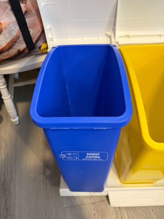 Caixote do lixo reciclagem