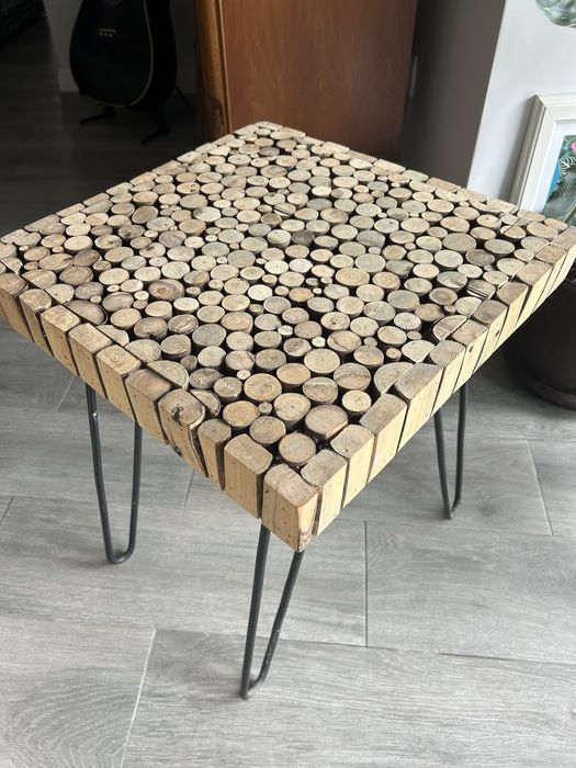 Mesa de apoio troncos madeira