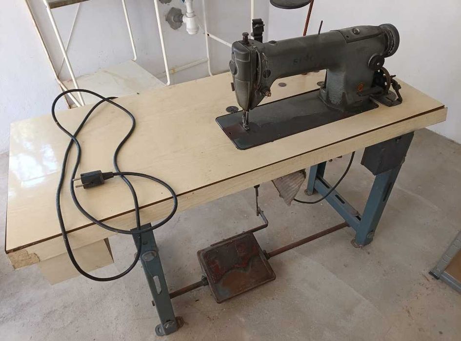Vendo máquina de costura - Singer