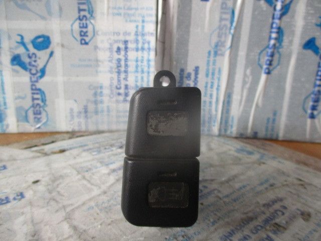 Botão / interruptor de luzes ROVER 600 (RH)