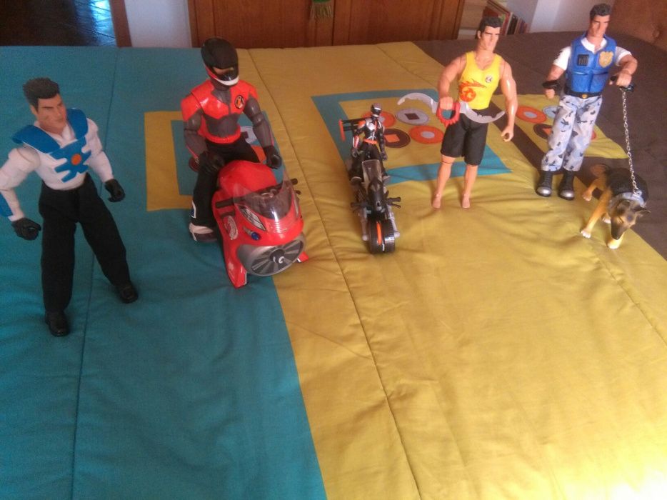 Action Man Assorted, Hulk and Iron Man64286301628803121