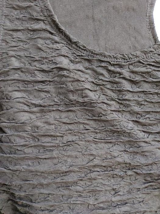 Продам женские платья