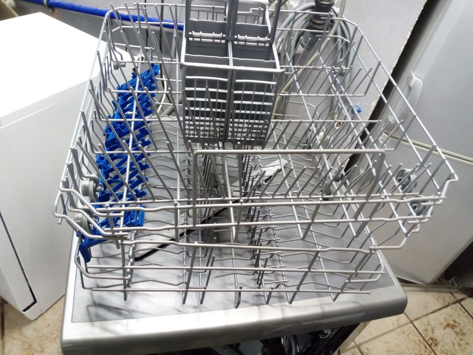 kosz górny na naczynia do zmywarki Candy cdp1l39x