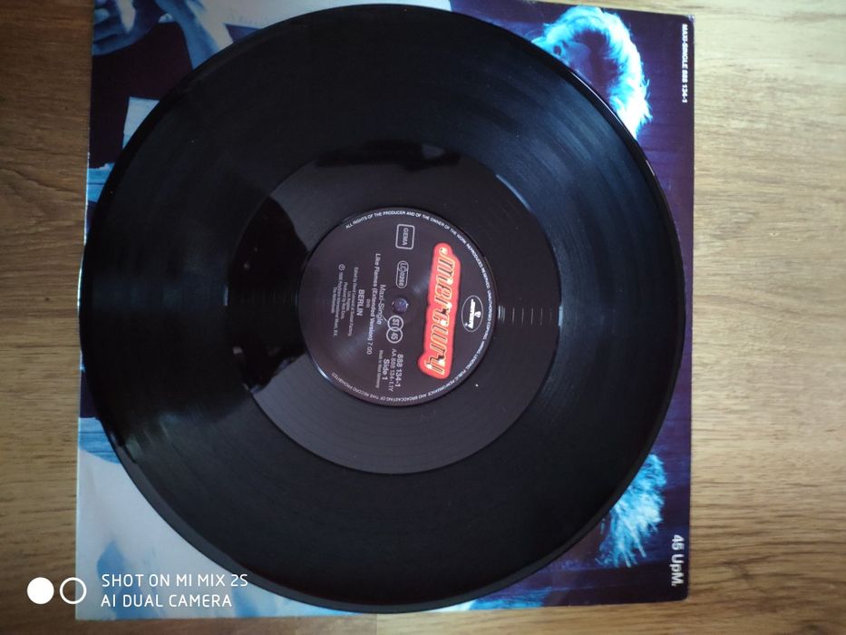 Berlin-like flames maxi winyl