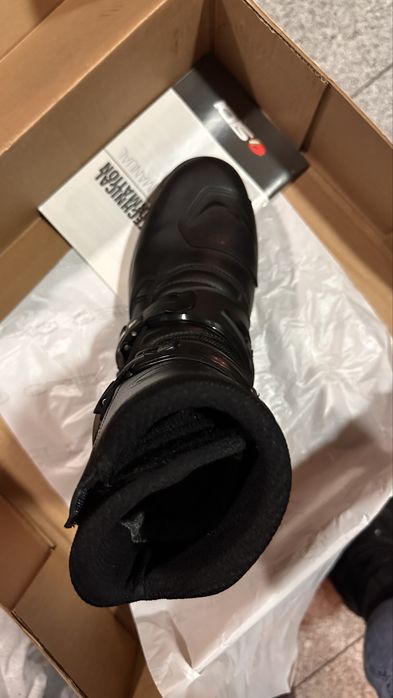 Botas SIDI mid adventure 2 gore - tex black