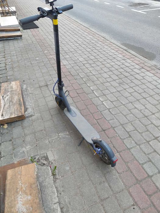 Hulajnoga elektryczna