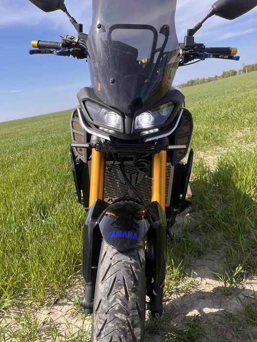 yamaha - mt09 SP
