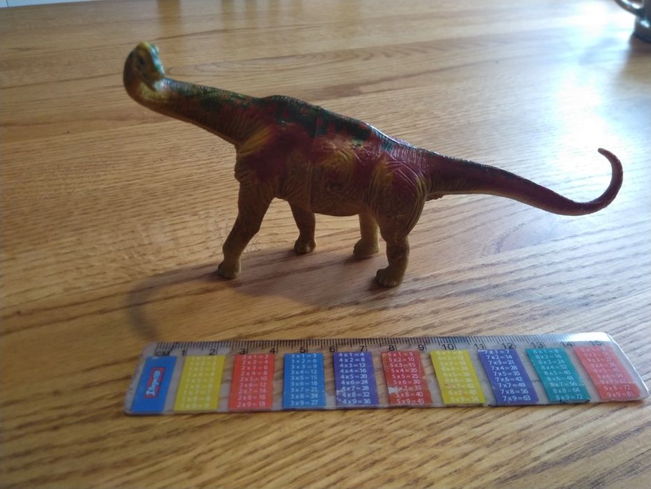 Динозаврики, іграшки